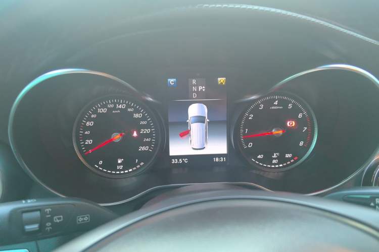 Used Mercedes-Benz GLC 2019 GLC 260 L 4MATIC Luxury Model Instrument Cluster