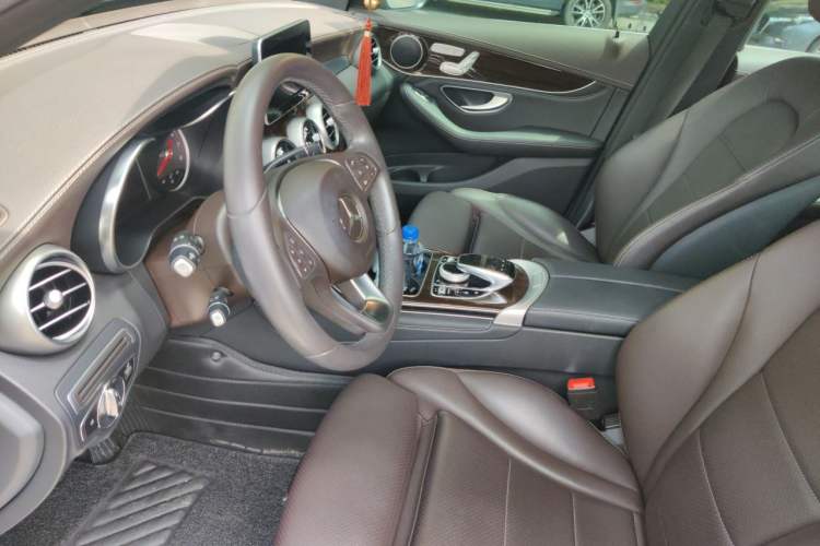 Used Mercedes-Benz GLC 2019 GLC 260 L 4MATIC Dynamic Model Left Front Seat