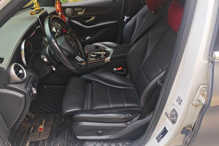 Used Mercedes-Benz GLC 2019 Refreshed GLC 300 L 4MATIC Dynamic Edition Left Front Seat