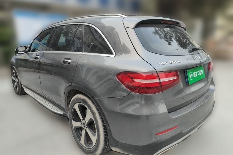 Used Mercedes-Benz GLC 2019 Facelift GLC 260 L 4MATIC Luxury Model Rear Left 45 Deg