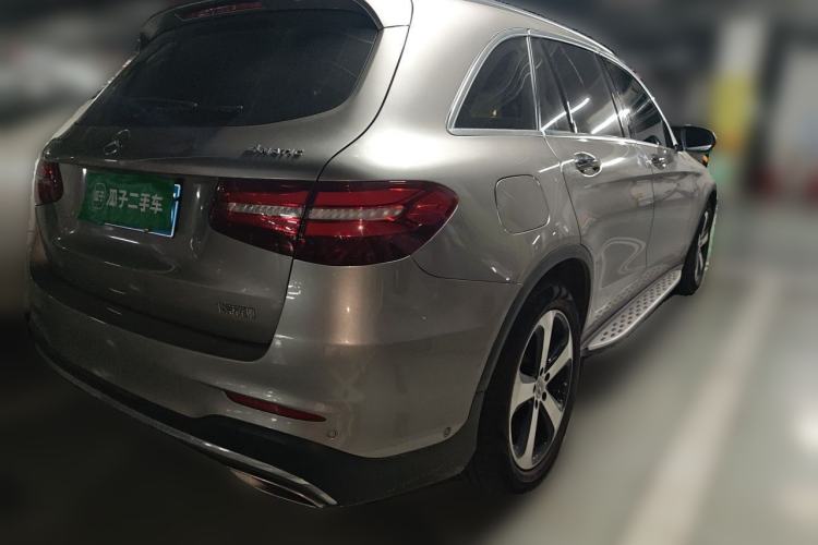 Used Mercedes-Benz GLC 2019 GLC 260 L 4MATIC Luxury Model Rear Right 45 Deg