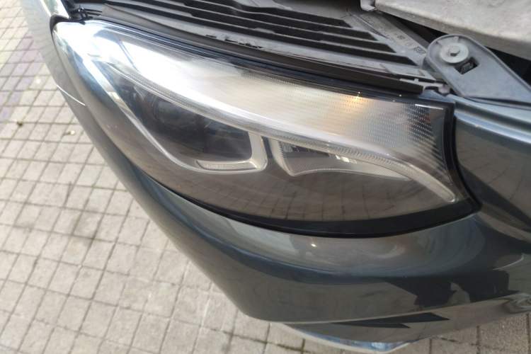 Used Mercedes-Benz GLC 2019 Facelift GLC 260 L 4MATIC Luxury Model Right Front Headlight
