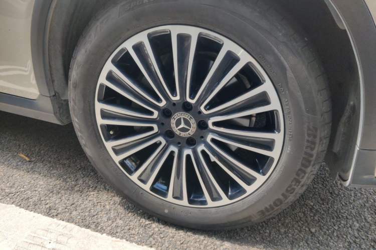 Used Mercedes-Benz GLC 2019 GLC 260 L 4MATIC Dynamic Model Right Front Wheel Hub