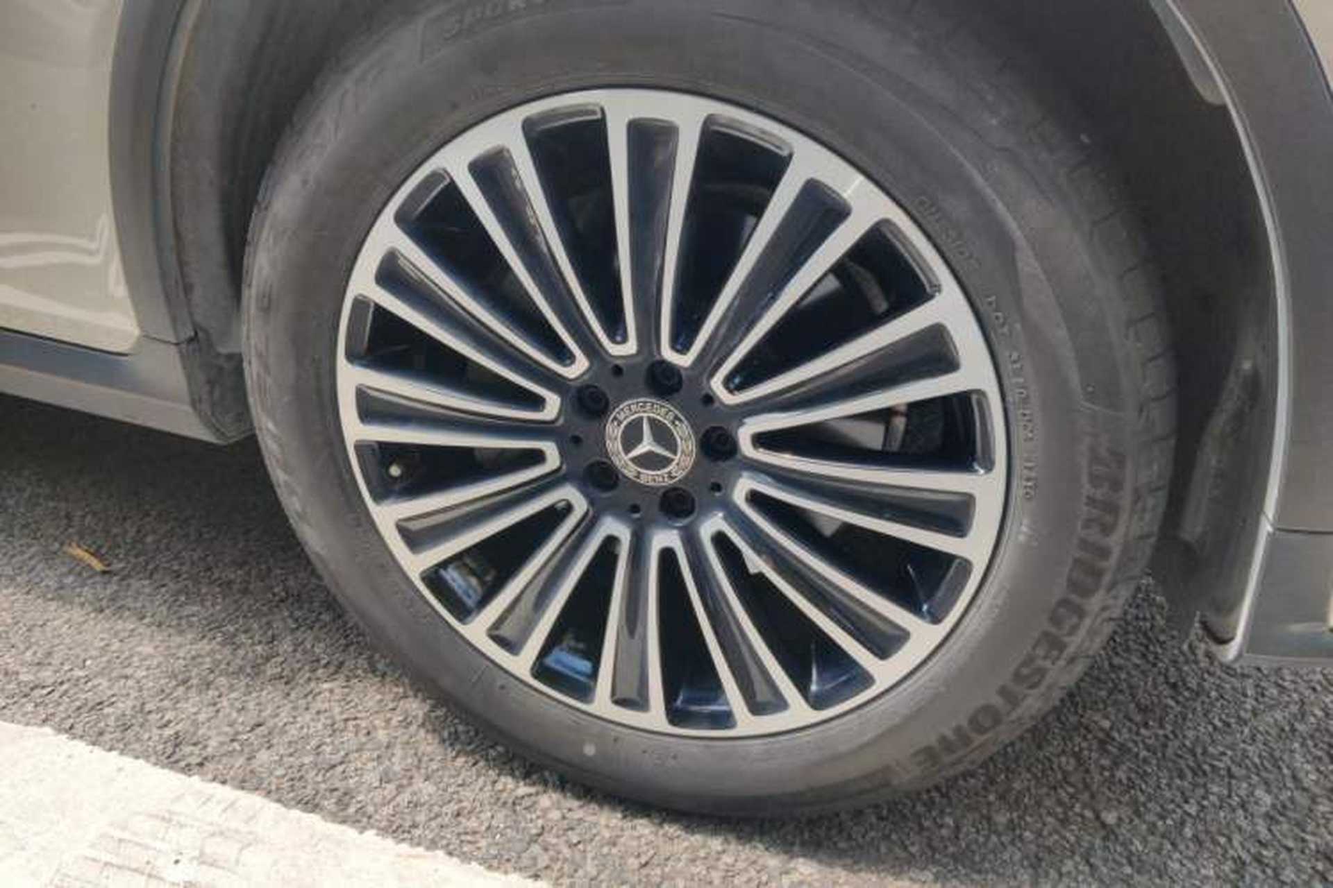 Used Mercedes-Benz GLC 2019 GLC 260 L 4MATIC Dynamic Model Right Front Wheel Hub