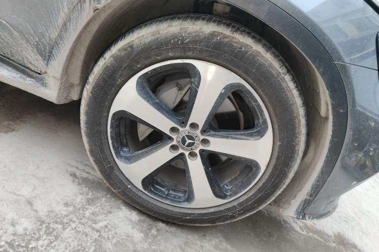 Used Mercedes-Benz GLC 2019 Facelift GLC 260 L 4MATIC Luxury Model Right Front Wheel Hub