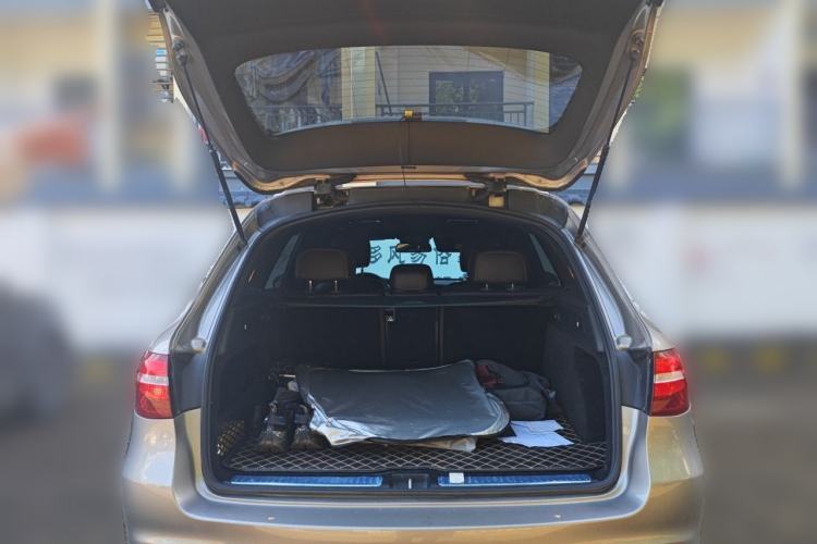 Used Mercedes-Benz GLC 2019 GLC 260 L 4MATIC Luxury Model Trunk