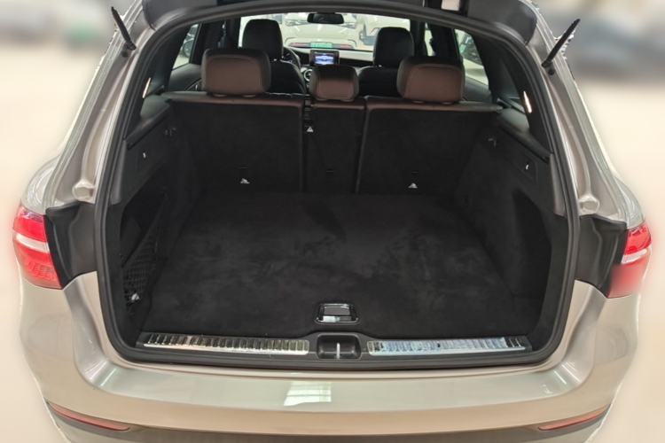 Used Mercedes-Benz GLC 2019 GLC 200 L 4MATIC Trunk