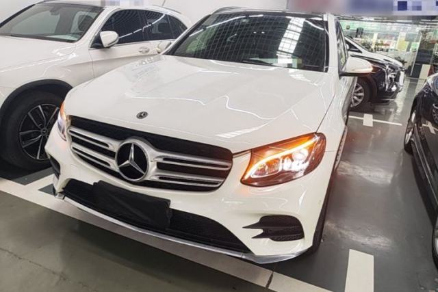 Used Mercedes-Benz GLC 2019 GLC 260 L 4MATIC Dynamic Model