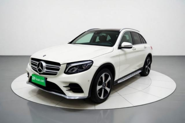 Mercedes-Benz GLC 2019 Facelift GLC 260 L 4MATIC Luxury Model مستعملة