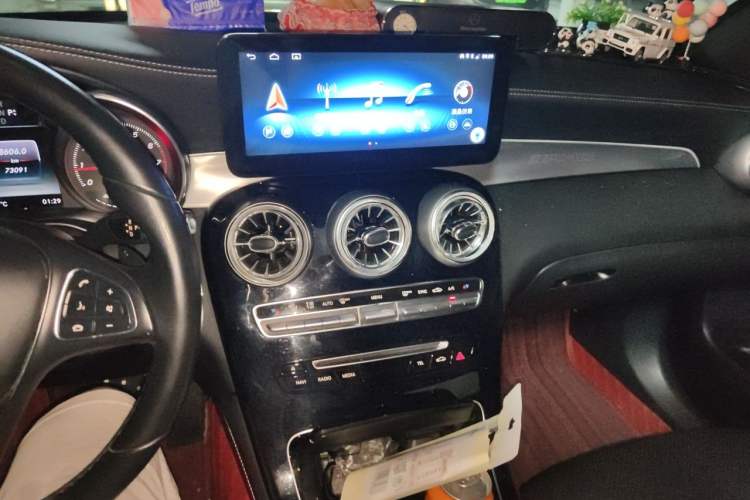 Used Mercedes-Benz GLC 2019 GLC 200 L 4MATIC Audio And AC Panel