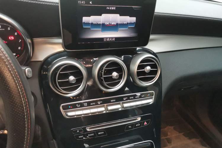 Used Mercedes-Benz GLC 2019 GLC 200 L 4MATIC Audio And AC Panel