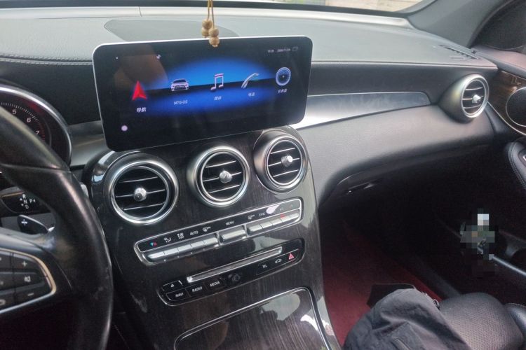 Used Mercedes-Benz GLC 2019 Facelift GLC 260 L 4MATIC Luxury Model Audio And AC Panel