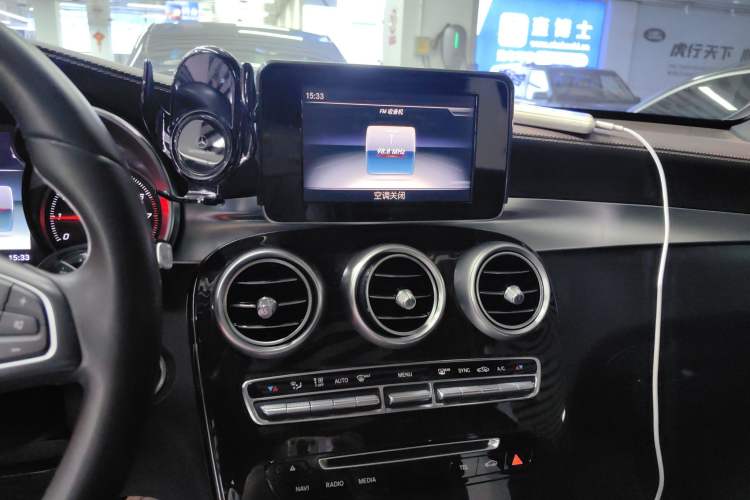 Used Mercedes-Benz GLC 2019 Facelift GLC 260 L 4MATIC Luxury Model Audio And AC Panel