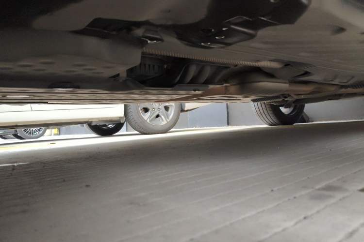 Used Mercedes-Benz GLC 2019 GLC 300 L 4MATIC Dynamic Model Chassis Front Left