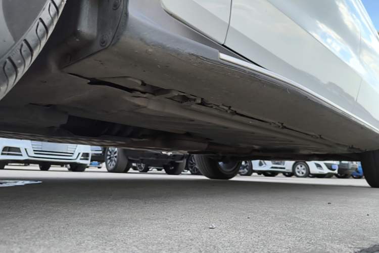 Used Mercedes-Benz GLC 2019 Facelift GLC 260 L 4MATIC Luxury Model Chassis Front Left