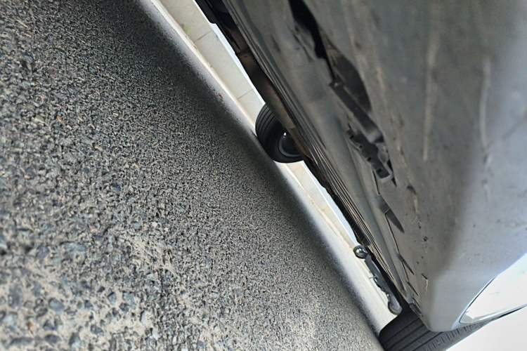 Used Mercedes-Benz GLC 2019 GLC 200 L 4MATIC Chassis Front Left
