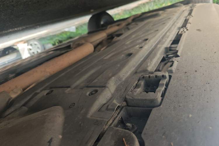 Used Mercedes-Benz GLC 2019 GLC 300 L 4MATIC Dynamic Model Chassis Front Right