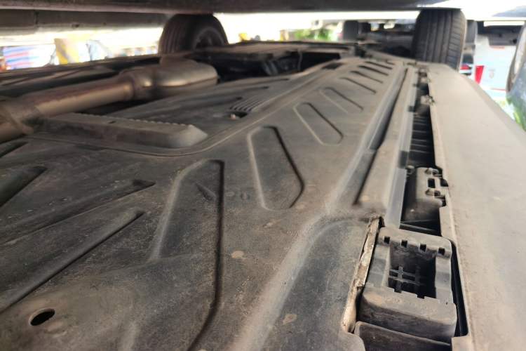 Used Mercedes-Benz GLC 2019 GLC 260 L 4MATIC Dynamic Model Chassis Rear Left