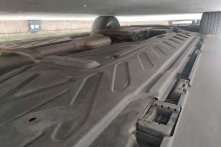 Used Mercedes-Benz GLC 2019 GLC 300 L 4MATIC Dynamic Model Chassis Rear Left