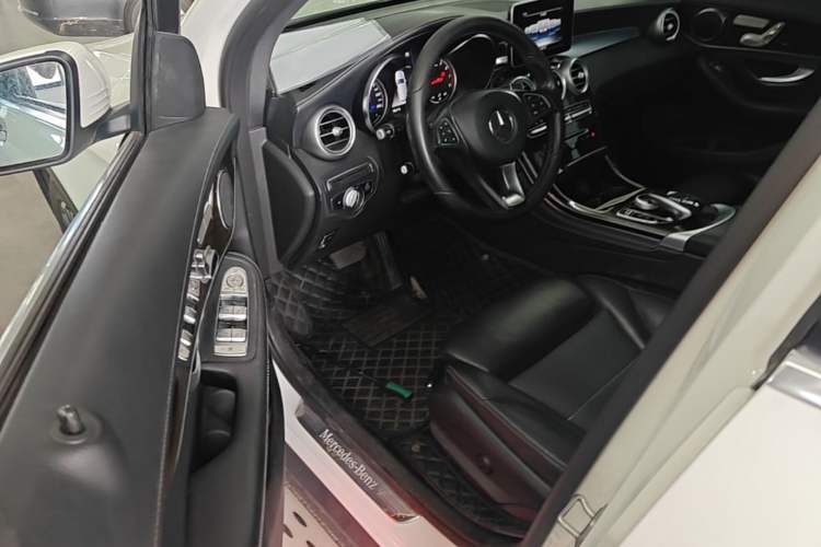 Used Mercedes-Benz GLC 2019 GLC 260 L 4MATIC Dynamic Model Driver Seat