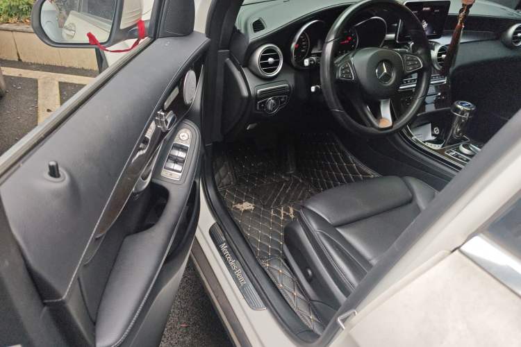 Used Mercedes-Benz GLC 2019 GLC 260 L 4MATIC Dynamic Model Driver Seat