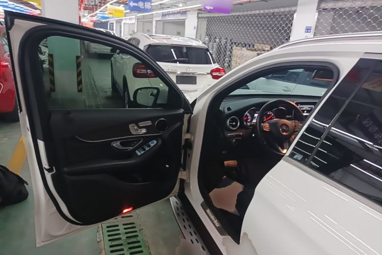 Used Mercedes-Benz GLC 2019 GLC 300 L 4MATIC Dynamic Model Driver Seat