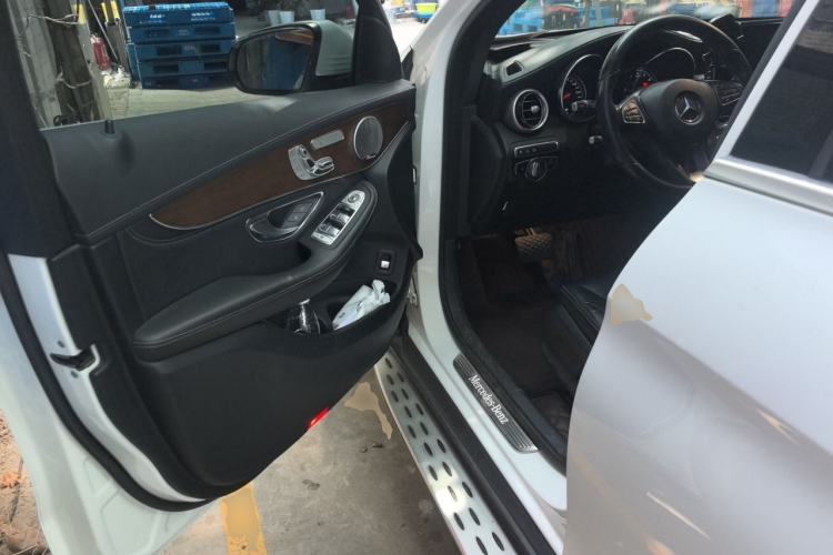 Used Mercedes-Benz GLC 2019 Refreshed GLC 300 L 4MATIC Dynamic Edition Driver Seat
