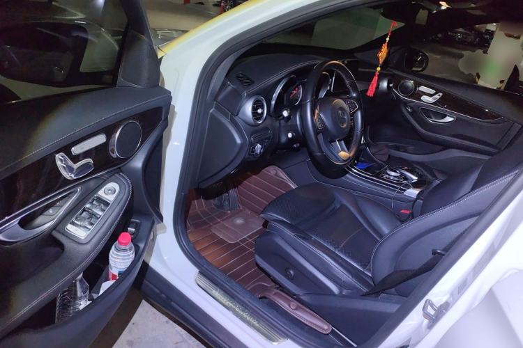 Used Mercedes-Benz GLC 2019 GLC 260 4MATIC Dynamic Edition Driver Seat