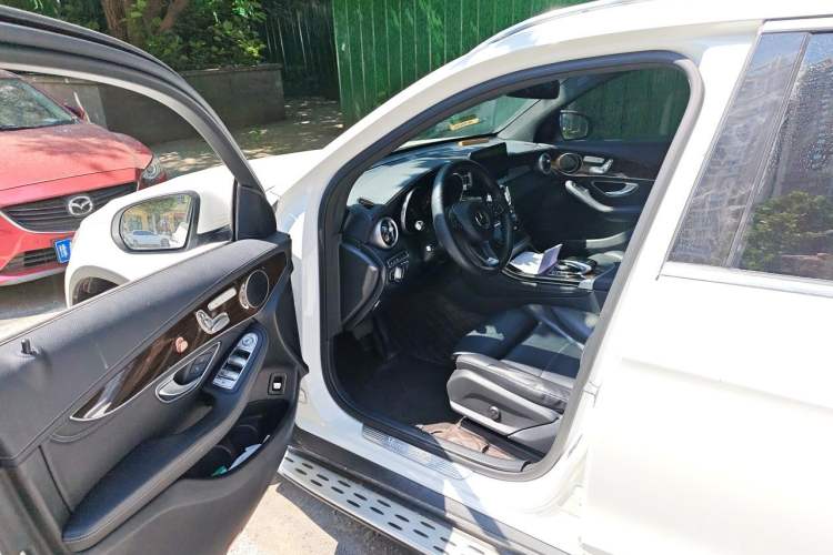 Used Mercedes-Benz GLC 2019 GLC 260 L 4MATIC Luxury Model Driver Seat