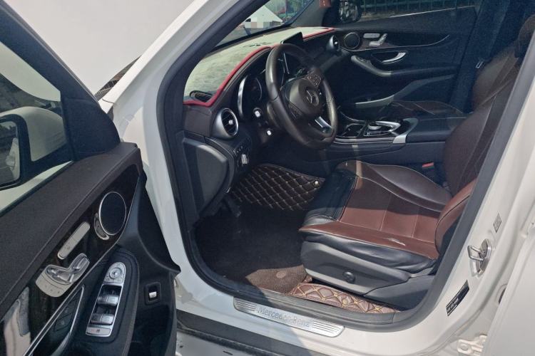 Used Mercedes-Benz GLC 2019 Facelift GLC 260 L 4MATIC Luxury Model Driver Seat