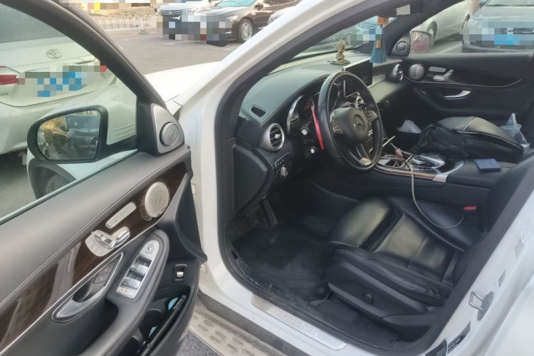 Used Mercedes-Benz GLC 2019 Facelift GLC 260 L 4MATIC Luxury Model Driver Seat