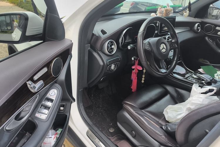 Used Mercedes-Benz GLC 2019 GLC 260 4MATIC Dynamic Edition Driver Seat