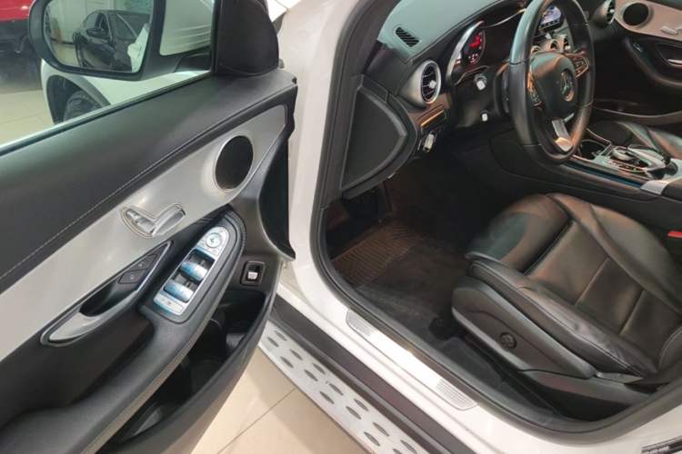 Used Mercedes-Benz GLC 2019 GLC 200 L 4MATIC Driver Seat