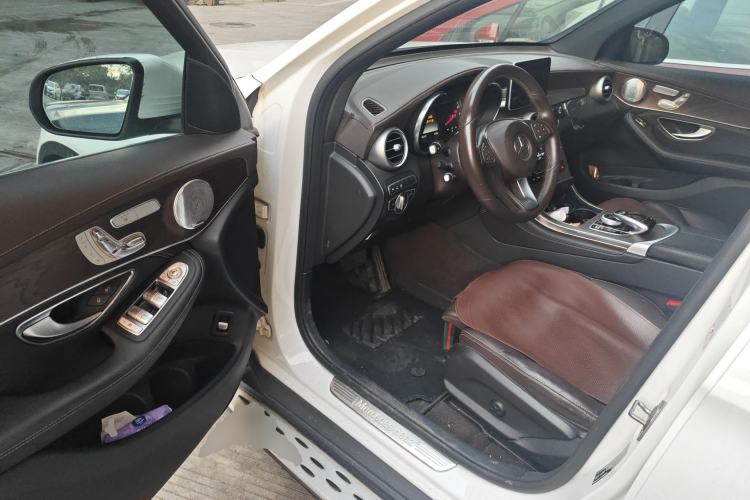 Used Mercedes-Benz GLC 2019 GLC 300 L 4MATIC Dynamic Model Driver Seat