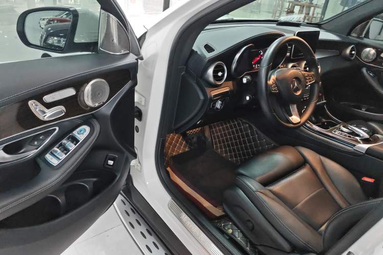 Used Mercedes-Benz GLC 2019 GLC 260 L 4MATIC Dynamic Model Driver Seat