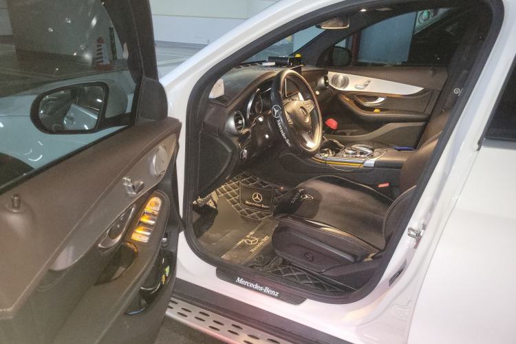Used Mercedes-Benz GLC 2019 GLC 200 L 4MATIC Driver Seat