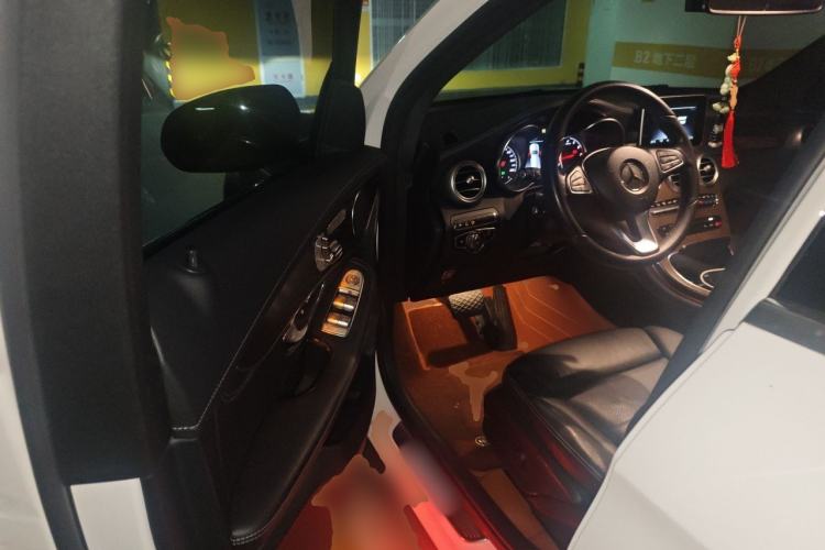Used Mercedes-Benz GLC 2019 GLC 300 L 4MATIC Dynamic Model Driver Seat