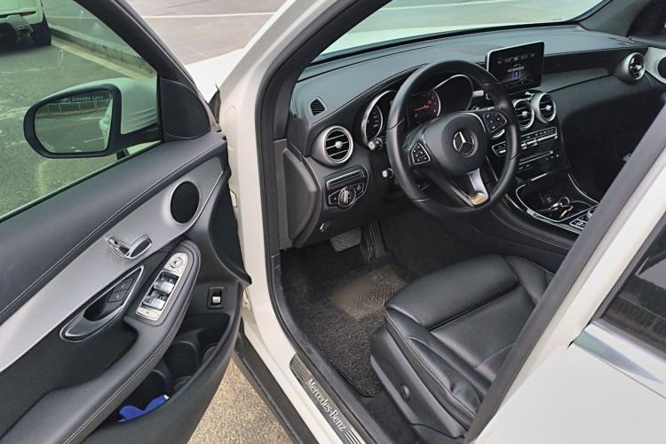 Used Mercedes-Benz GLC 2019 GLC 200 L 4MATIC Driver Seat