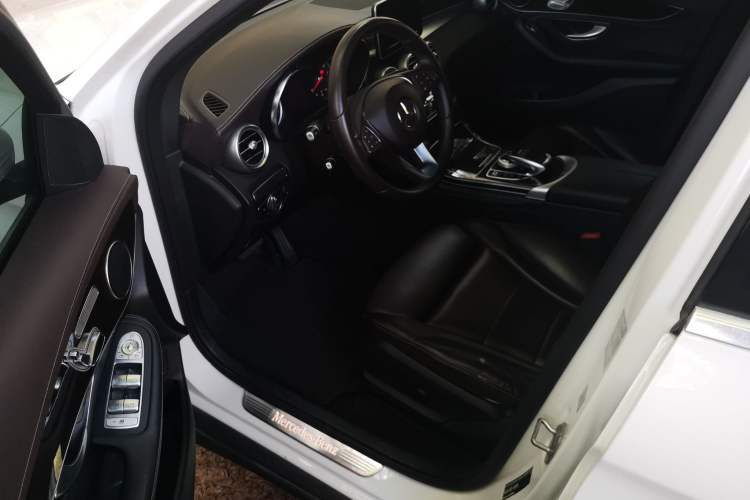 Used Mercedes-Benz GLC 2019 GLC 260 L 4MATIC Dynamic Model Driver Seat