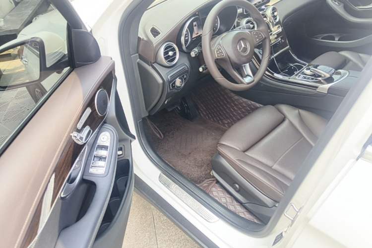 Used Mercedes-Benz GLC 2019 GLC 260 L 4MATIC Dynamic Model Driver Seat