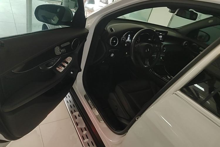 Used Mercedes-Benz GLC 2019 Facelift GLC 260 L 4MATIC Luxury Model Driver Seat