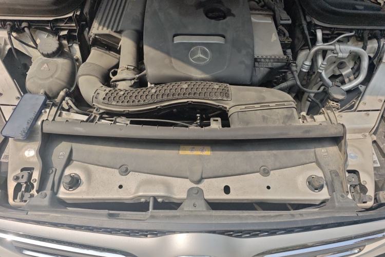 Used Mercedes-Benz GLC 2019 GLC 300 L 4MATIC Dynamic Model Engine Bay