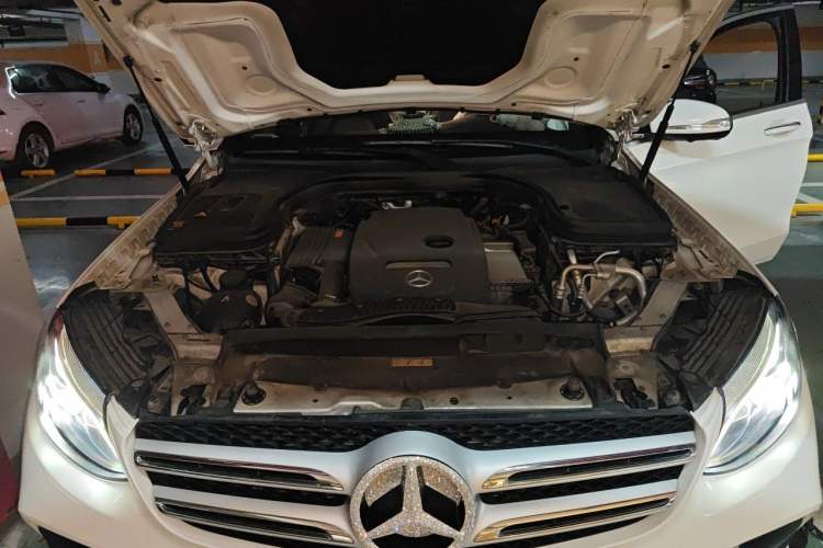 Used Mercedes-Benz GLC 2019 Facelift GLC 260 L 4MATIC Luxury Model Engine Bay