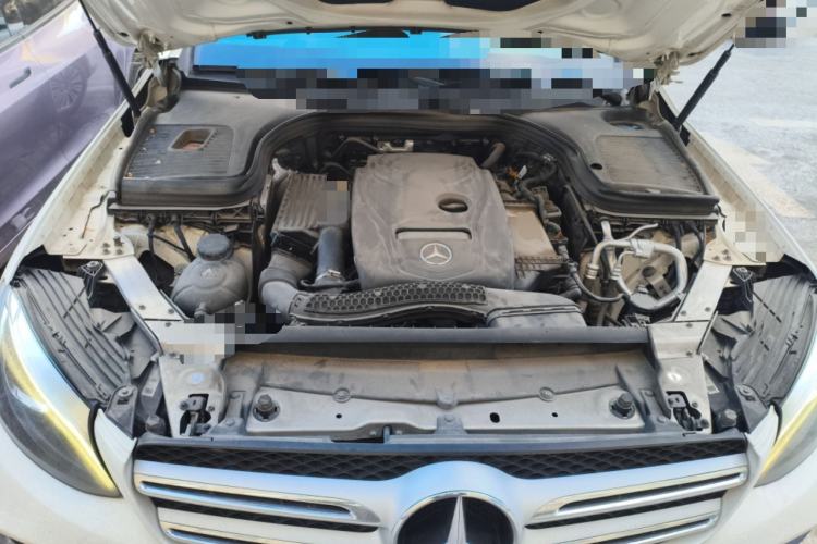 Used Mercedes-Benz GLC 2019 GLC 260 L 4MATIC Dynamic Model Engine Bay