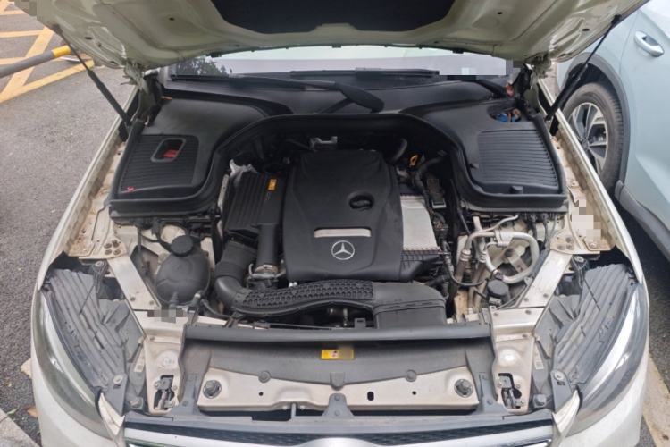 Used Mercedes-Benz GLC 2019 GLC 260 L 4MATIC Dynamic Model Engine Bay