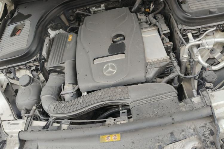 Used Mercedes-Benz GLC 2019 GLC 300 L 4MATIC Dynamic Model Engine Bay