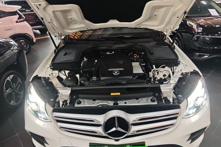 Used Mercedes-Benz GLC 2019 Refreshed GLC 300 L 4MATIC Dynamic Edition Engine Bay
