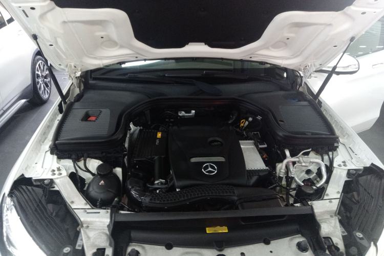 Used Mercedes-Benz GLC 2019 GLC 260 L 4MATIC Luxury Model Engine Bay