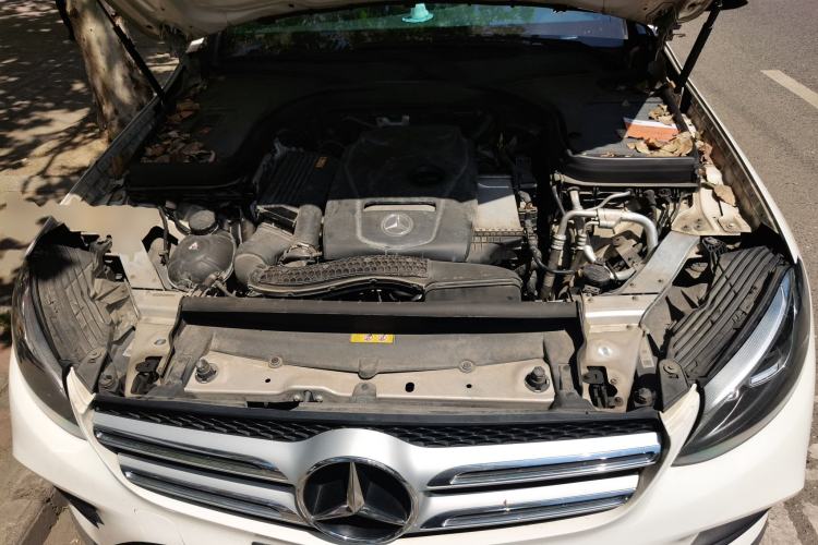 Used Mercedes-Benz GLC 2019 GLC 260 L 4MATIC Dynamic Model Engine Bay