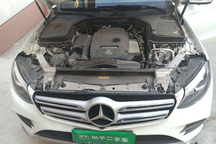 Used Mercedes-Benz GLC 2019 GLC 260 4MATIC Luxury Model Engine Bay